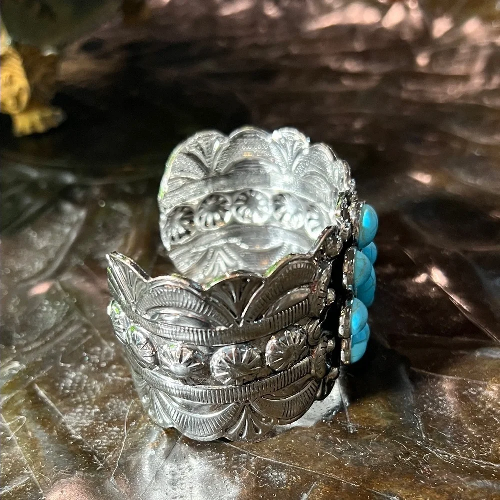Turquoise and Silver Floral Cuff Bracelet. WA466